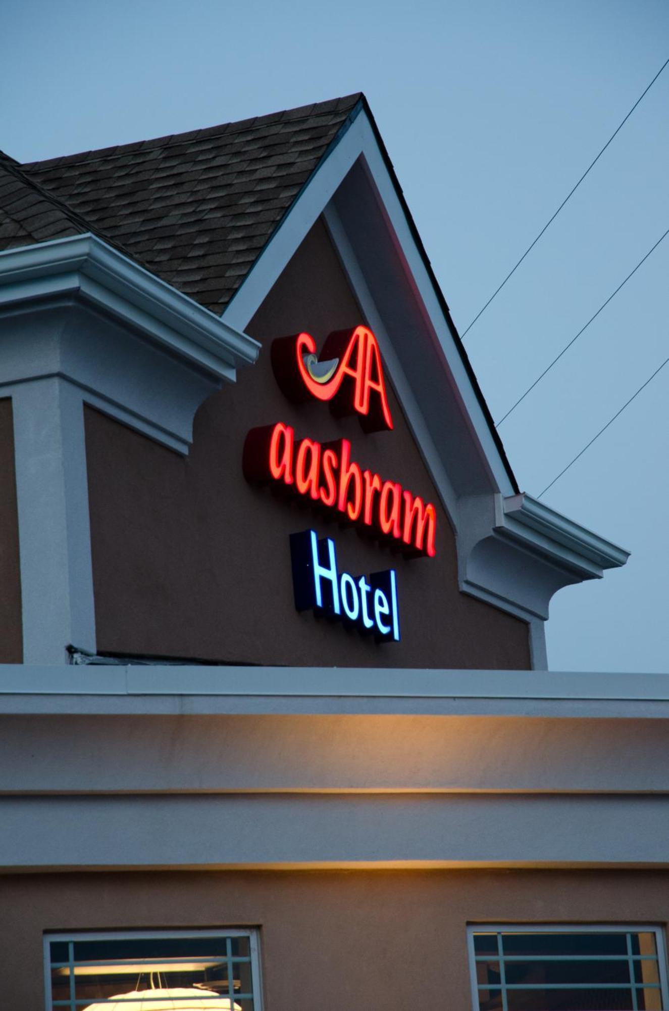 Aashram Hotel By Niagara River Niagara Falls Kültér fotó
