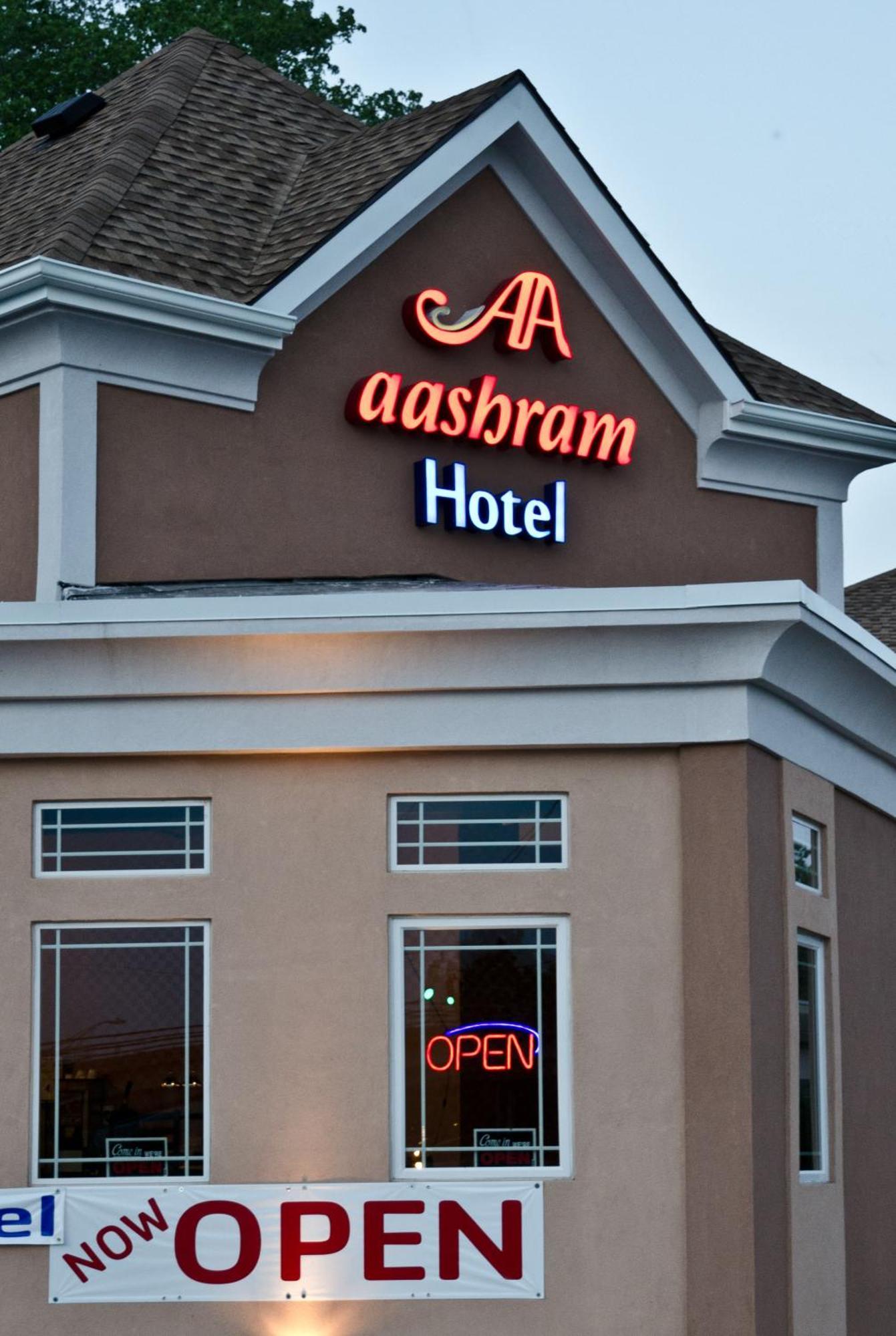 Aashram Hotel By Niagara River Niagara Falls Kültér fotó